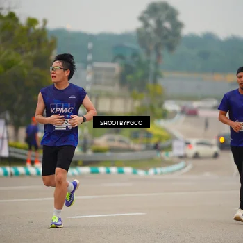 Runner Photo 7452453