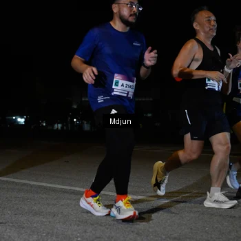 Runner Photo 7452475