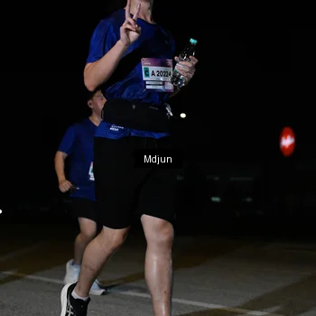 Runner Photo 7452493