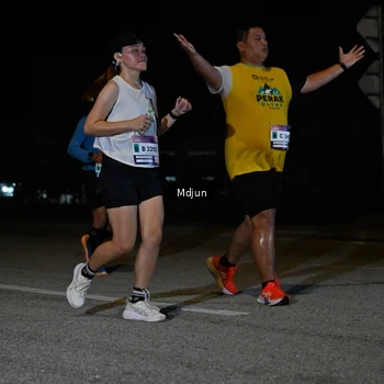 Runner Photo 7452502