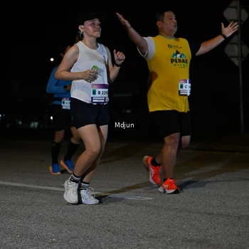 Runner Photo 7452505