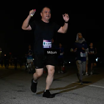 Runner Photo 7452537