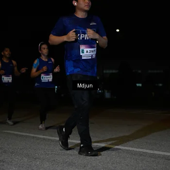 Runner Photo 7452567