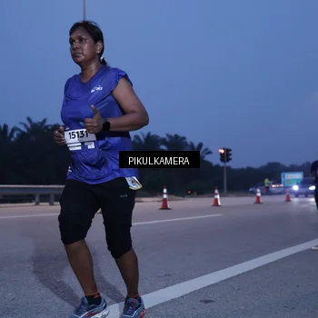 Runner Photo 7452597