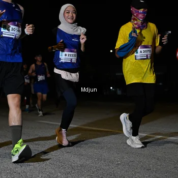 Runner Photo 7452605