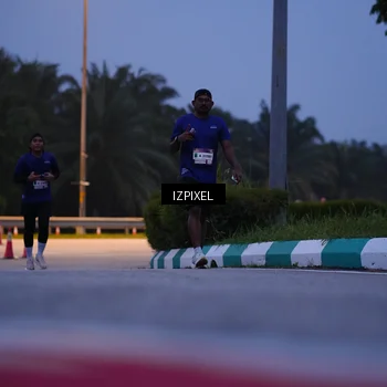 Runner Photo 7452609