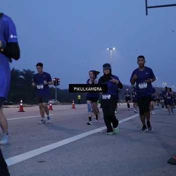 Runner Photo 7452633
