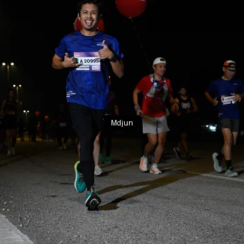 Runner Photo 7452636