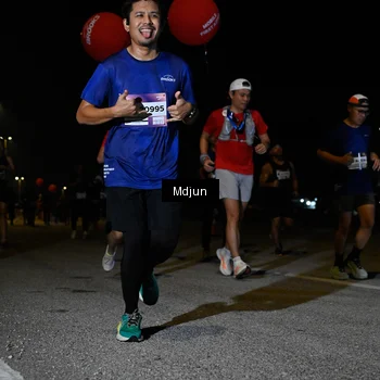 Runner Photo 7452643