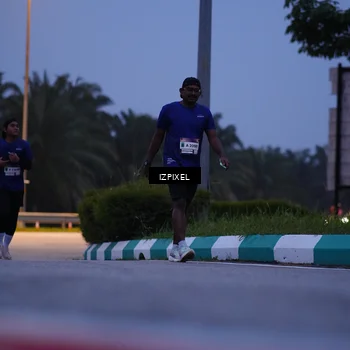 Runner Photo 7452675