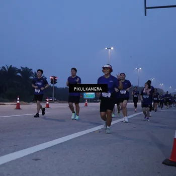 Runner Photo 7452691