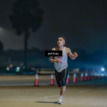 Runner Photo 7452706