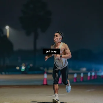 Runner Photo 7452709
