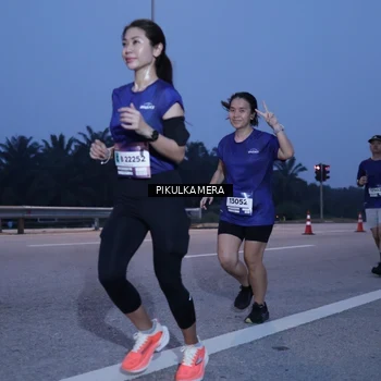 Runner Photo 7452714