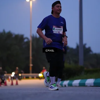 Runner Photo 7452769