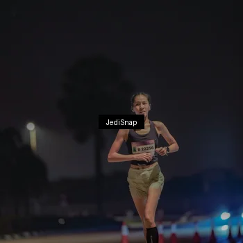 Runner Photo 7452803