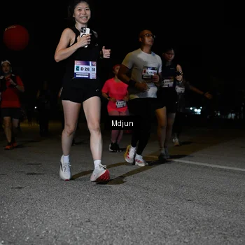 Runner Photo 7452805