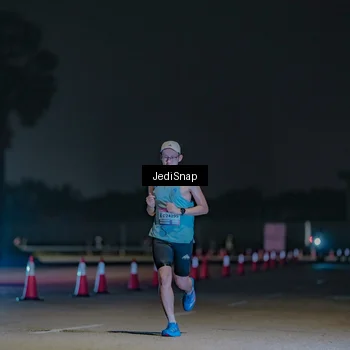 Runner Photo 7452823