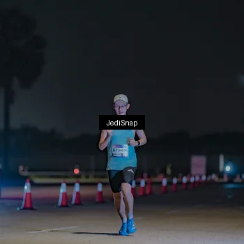 Runner Photo 7452827