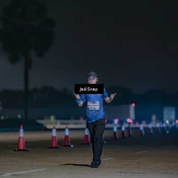 Runner Photo 7452851