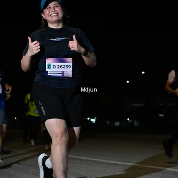 Runner Photo 7452887
