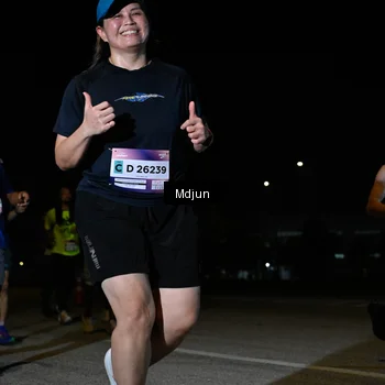 Runner Photo 7452891