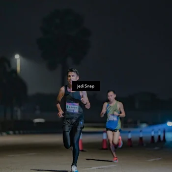 Runner Photo 7452898