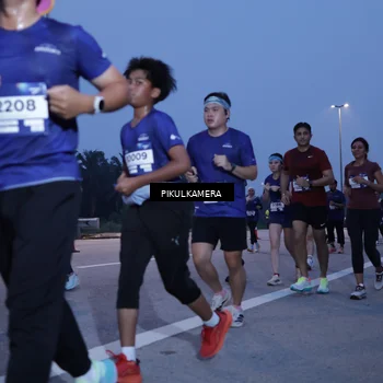 Runner Photo 7452907