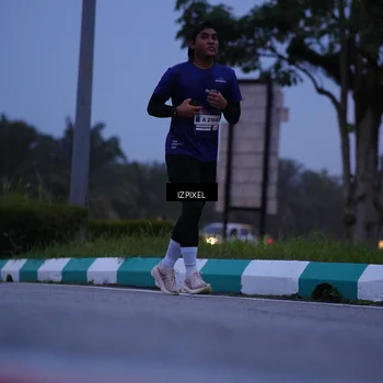 Runner Photo 7452908