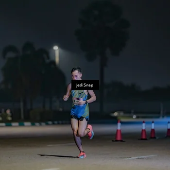 Runner Photo 7452909