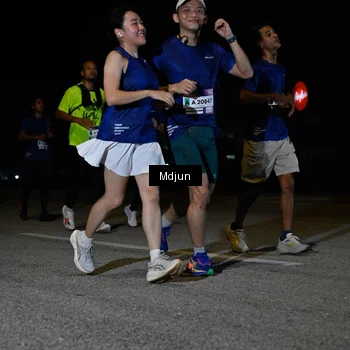 Runner Photo 7452914