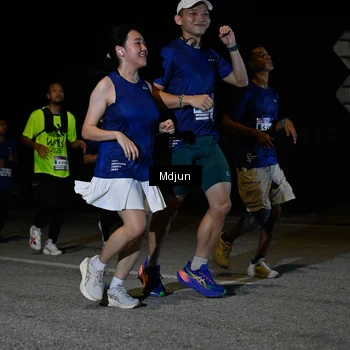 Runner Photo 7452915