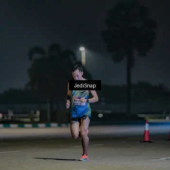 Runner Photo 7452917