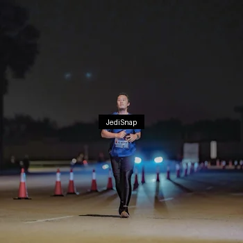 Runner Photo 7452926