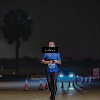 Runner Photo 7452940