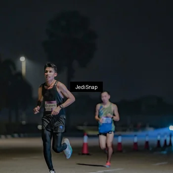 Runner Photo 7452945