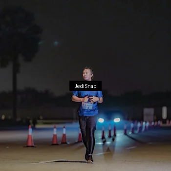Runner Photo 7452946