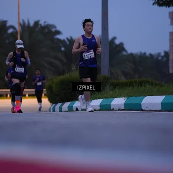 Runner Photo 7452975