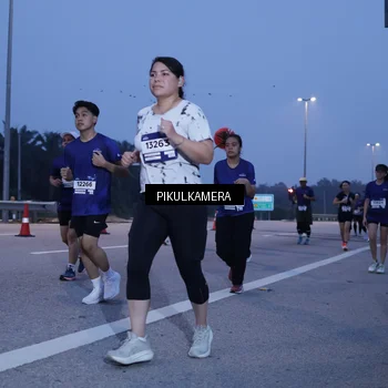 Runner Photo 7452984