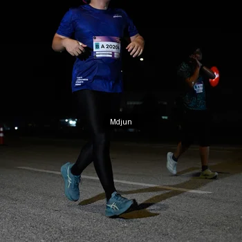 Runner Photo 7453001