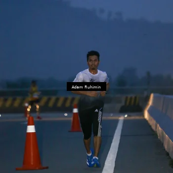 Runner Photo 7453004