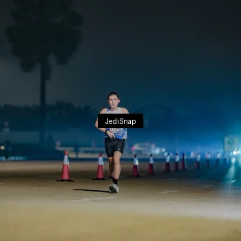 Runner Photo 7453040