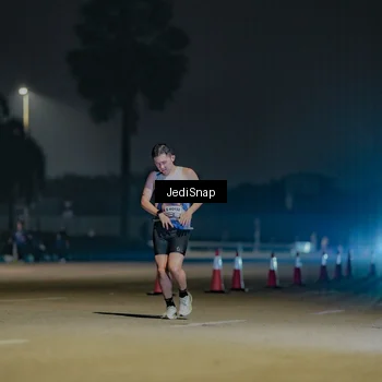 Runner Photo 7453041