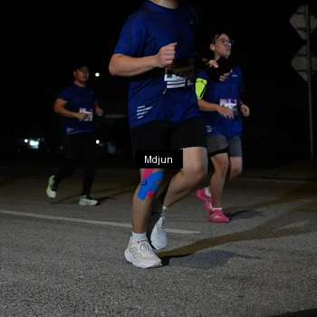 Runner Photo 7453049