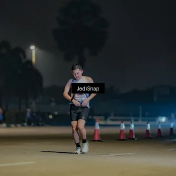 Runner Photo 7453062
