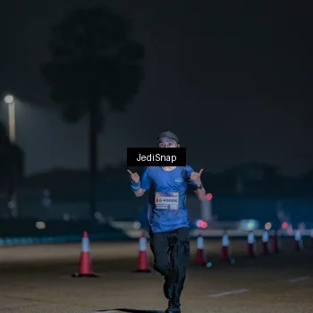 Runner Photo 7453082