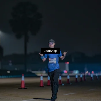 Runner Photo 7453083