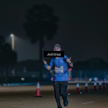 Runner Photo 7453085