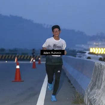 Runner Photo 7453086