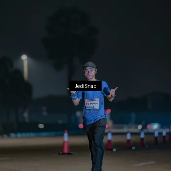 Runner Photo 7453089